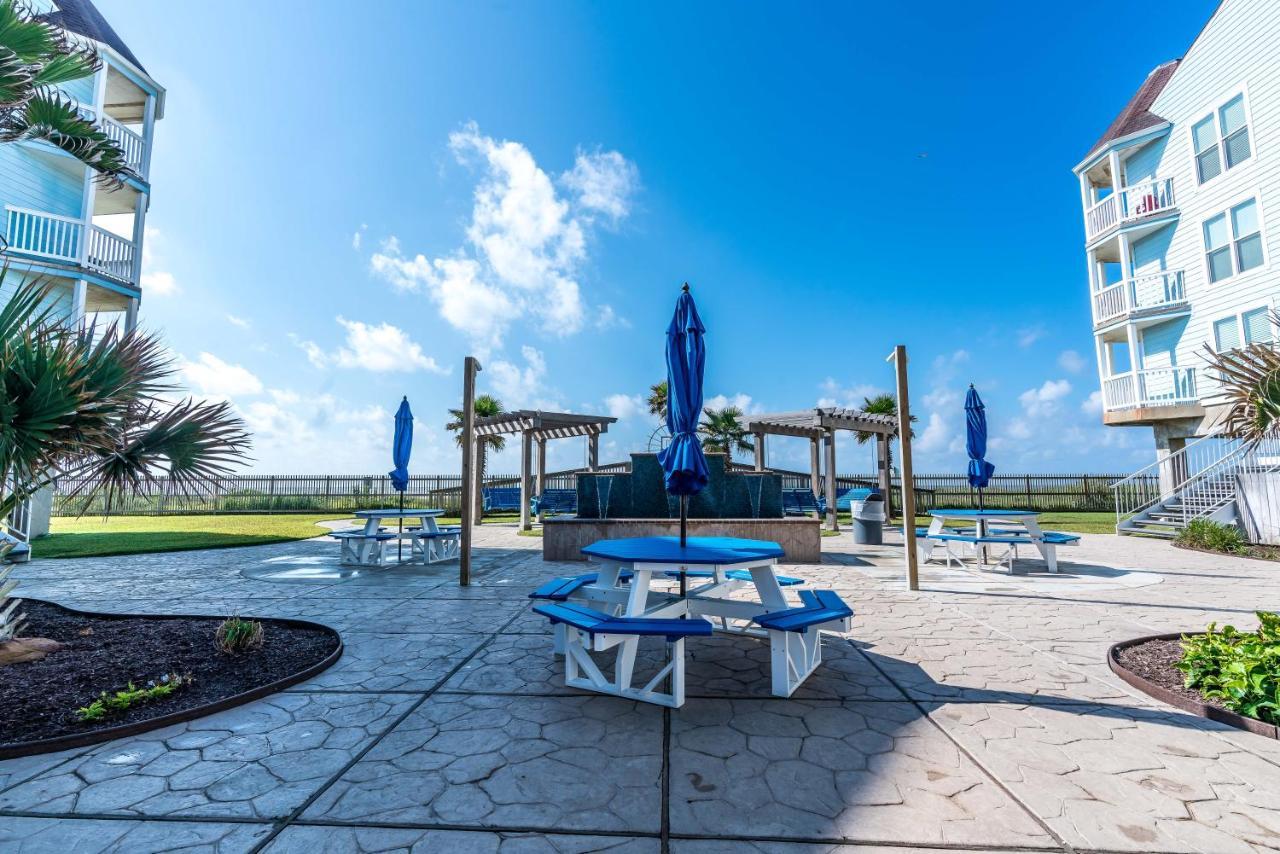 Octopus Gardens Private Boardwalk To The Beach Great Gulf Views ガルベストン エクステリア 写真